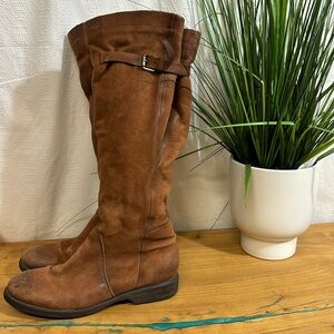 MJUS Tall cognac boots Sherpa lined
